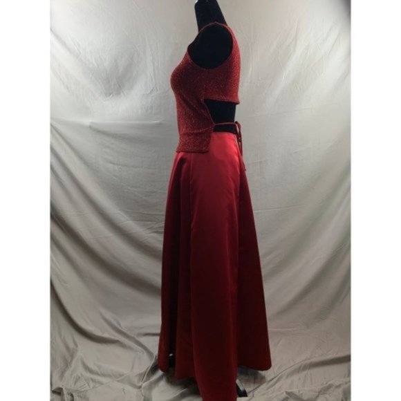 Burgundy  Evening Satin Skirt And Open Tie Back Glitter Top - Picture 3 of 5